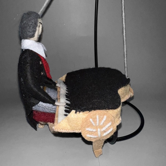 Beethoven Ornament - Picture 4 of 6